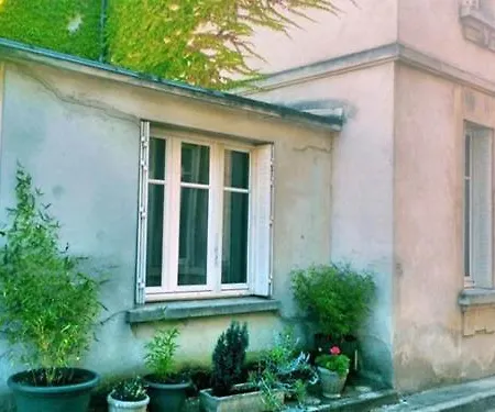 La Maison Dans Le Parc Hotel Saint-Dizier
