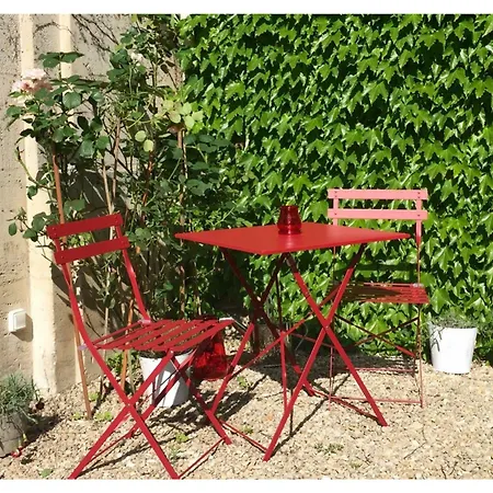 La Maison Dans Le Parc 3*